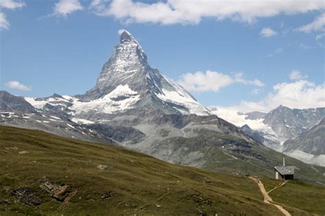 Geographic Features 的图像结果