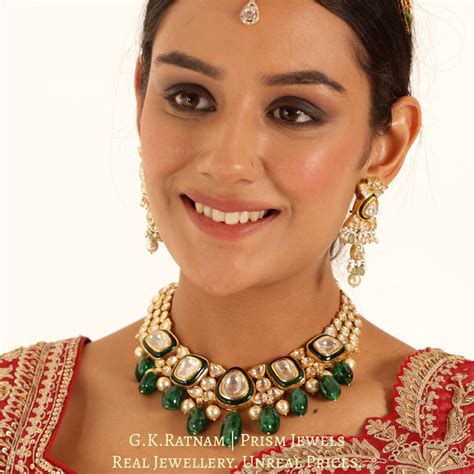 18k Gold and Diamond Polki Necklace with emerald-grade chunky Beryl Ha ...