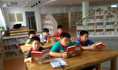 袁雨萌上传了泰州第6位读书人 - “有人读书”影像征集，在你的城市看见理想