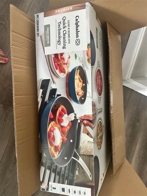 Calphalon Ceramic Nonstick Cookware 的图像结果