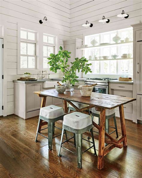 Small Lake Cottage Decorating Ideas | Shelly Lighting