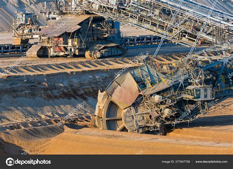 Big Machine Dig 的图像结果