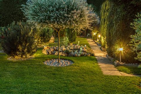Top 5 Solar Landscape Lighting Ideas