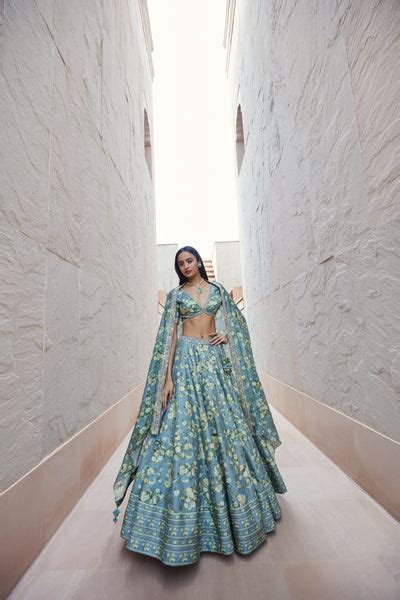 NASREEN LEHENGA SET – Sana Barreja