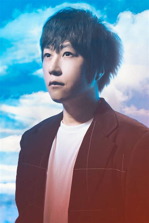 五月天阿信睽違2年推個人創作新單曲，〈青空未來〉譜寫青春勇敢的印記 | Vogue Taiwan