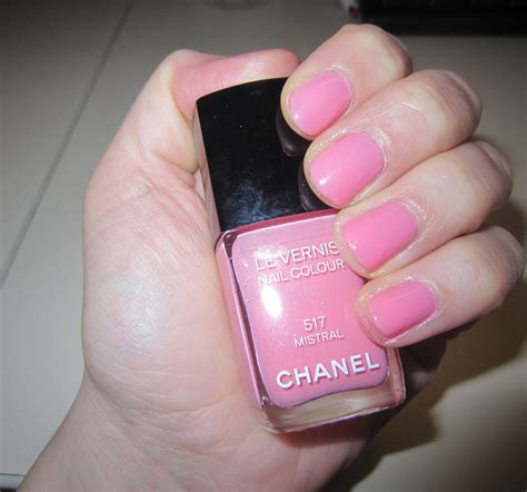 The Beauty of Life: Mani of the Week: Chanel Le Vernis Nail Colour in ...