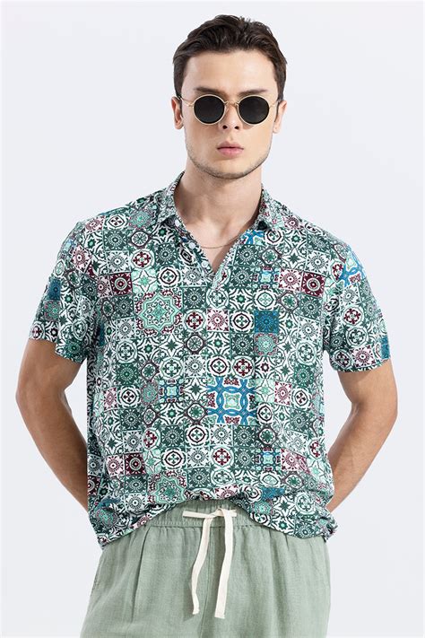 Buy Men's Block Print Green Polo T-Shirt Online | SNITCH