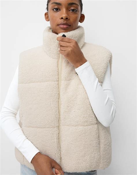 Reversible faux shearling waistcoat - BSK Teen | Bershka