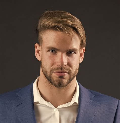 Side Swept Hair: 70 Styles for a Polished Look