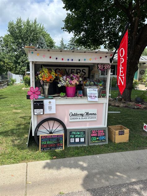 🌼 Roadside Flower Cart 🌼 , 13650 94th Avenue North, Maple Grove, MN, 18 ...