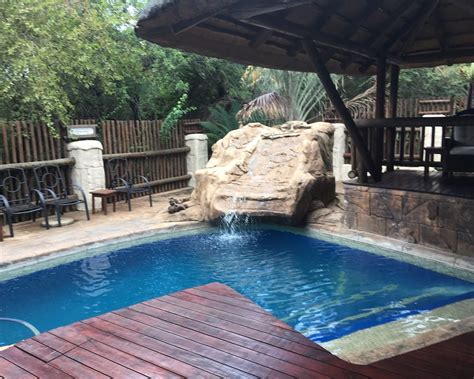 BEYOND THE BOMA (Marloth Park) - Hostel Reviews, Photos, Rate ...