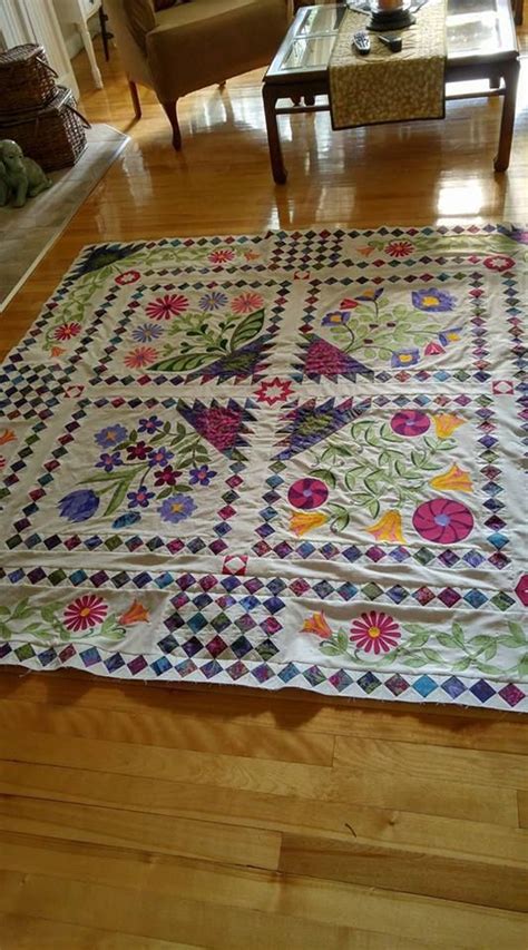 Pin by Dee Jensen on Appliqué quilts | Applique quilts, Quilts, Applique