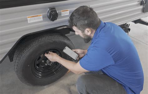 Lippert TPMS Installation 的图像结果