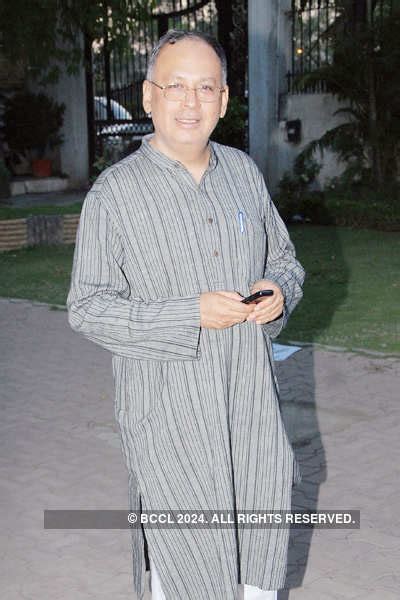 Sonal Trivedi at Vikash Khurana's english play 'Gossip' staged at IMA Hall
