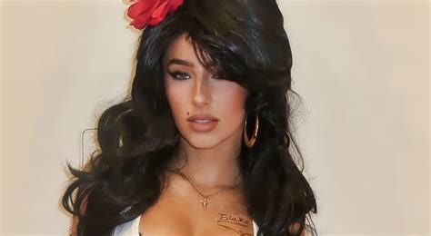 Will Levis’ Ex-Girlfriend Gia Duddy Dressed As Amy Winehouse For Halloween [PHOTOS]