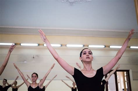 Cuban Ballet: Proud Past, Promising Future - The New York Times