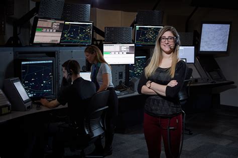 How To Become An Air Traffic Controller Canada - Behalfessay9