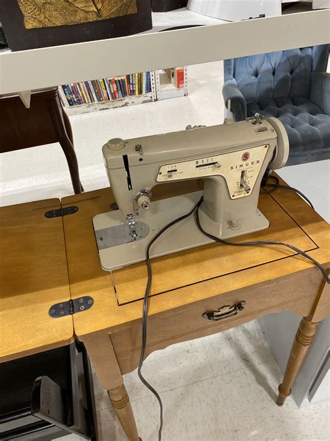 Singer 237 Sewing Machine Review 的图像结果