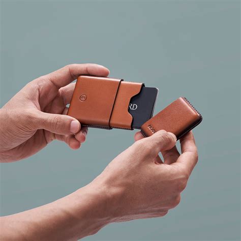 Buy DUCORIUM COGNAC MOULDED Leather CARD CASE Online