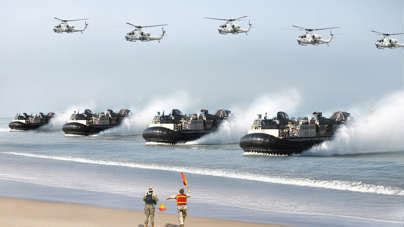 Inside US marine’s scary beach invasion with advanced hovercrafts ...