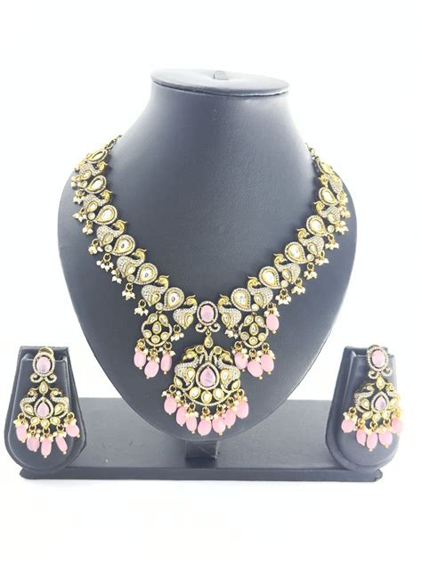 Pink mehndi jewellery set – Astikya