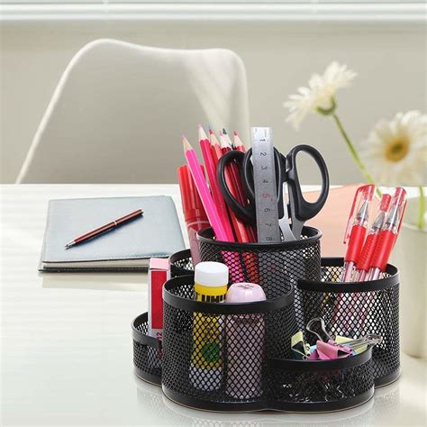 Wonderful Things That Will Actually Help You Declutter Your Desk