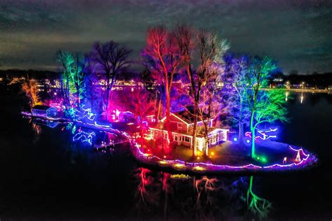 Indian Lake Christmas Lights - Indian Lake OH