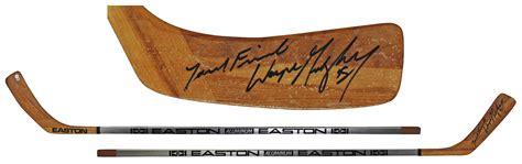 Lot Detail - Wayne Gretzky Superbly Signed Personal Easton Model Hockey ...