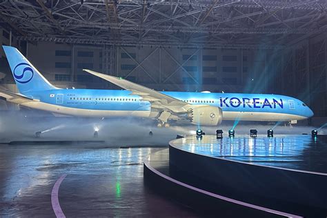 Korean Air vs Asiana - What Airline Is Better?
