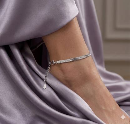 The Silver Anklet Chain – UMAKRITI