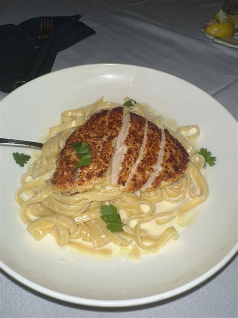 Maggiano's Elevated Menu Review 2025 | Why It's Worth a Return Visit