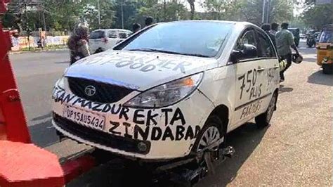 Car with slogans against Modi and Yogi found abandoned, Punjab native ...