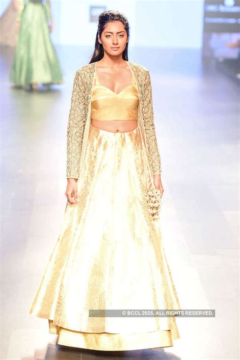 Reha Sukheja showcases the creation by SVA on Day 3 of the Lakme ...