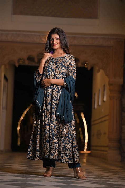 Buy Plus Size Anarkali Dress & Plus Size Anarkali Suits - Apella