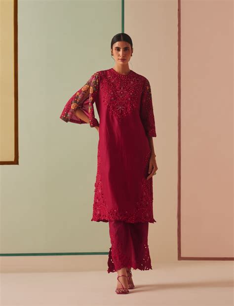 Buy - Zephyr fuchsia cutwork and beadwork kurta with cutwork straight ...