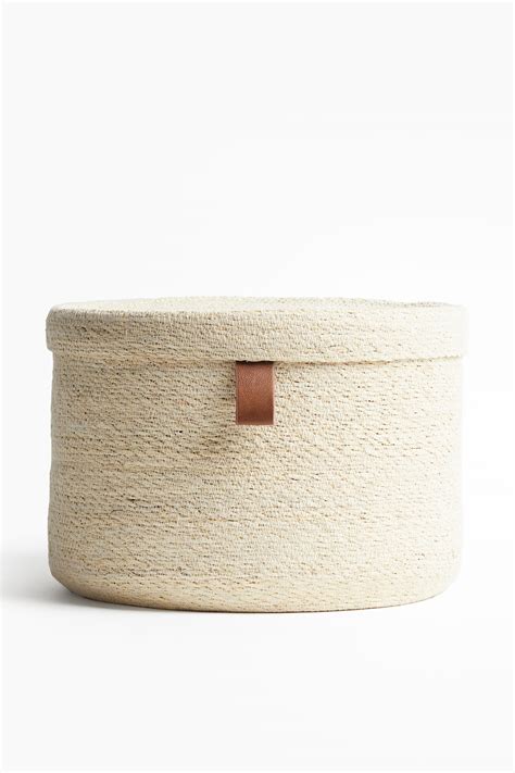 Wicker Baskets | Woven Storage Baskets | H&M IN