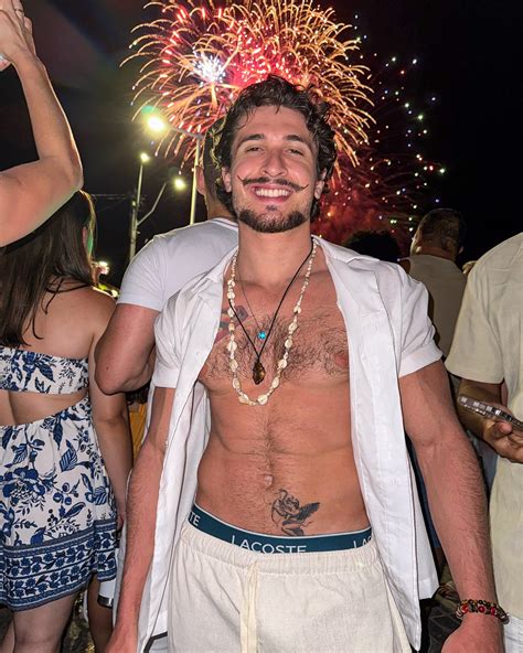 Mc Kolos | #2025 é o nosso ano 🎇 #happynewyear #anonovo #reveillon #arraial #arraialdocabo #rio ...