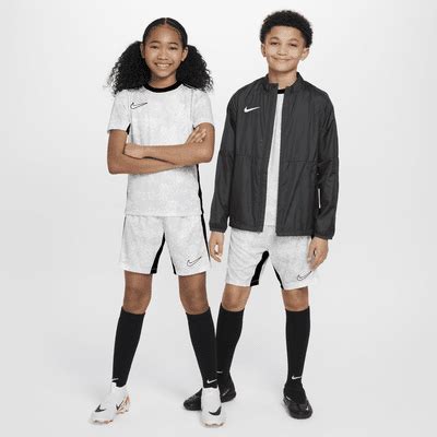Nike Academy Pro Older Kids' Dri-FIT Football Shorts. Nike IN
