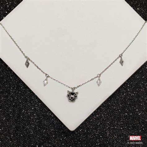Marvel's Black Panther Necklace – Girls Crew