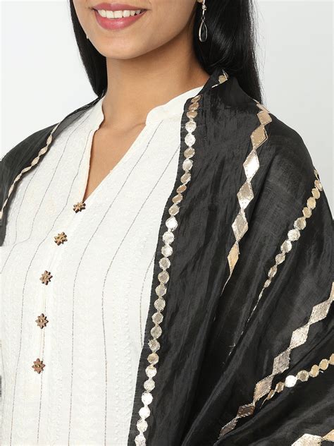 Regular Fit Embellished Dupatta