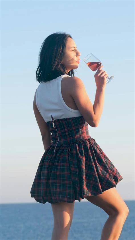 Dog+Knotting+Woman Videos, Download The BEST Free 4k Stock Video ...