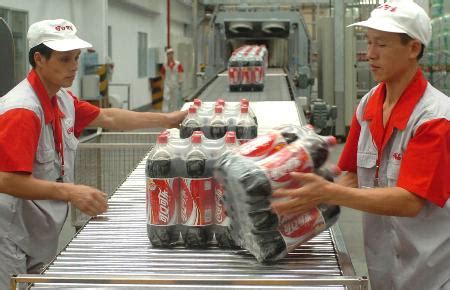 图文：[服务专线]（2）重庆可口可乐罐装生产线建成投产_新闻中心_新浪网