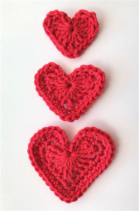 Crochet Hearts - Free Pattern in Three Sizes