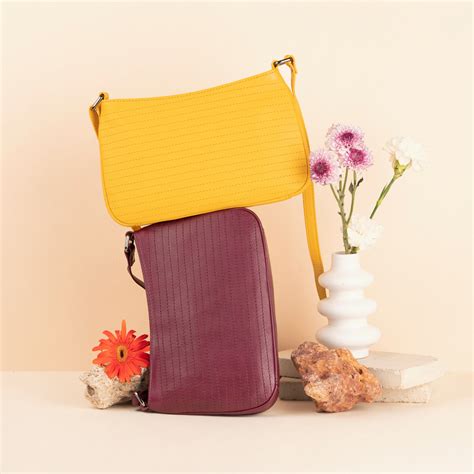 Missy Sling Bag - Plum – Mai Soli