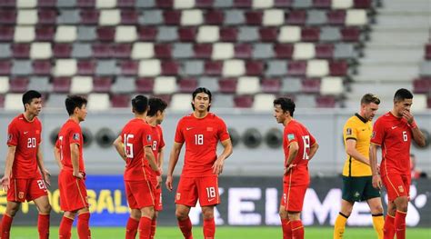 国足排名降至亚洲第11，基本告别2026年世界杯_腾讯新闻