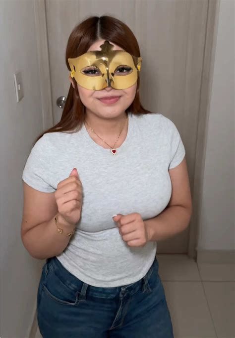 Ashley loo (@ashleyloomx) - Urlebird