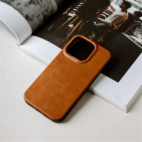 The Minimalist Full-Grain Leather iPhone 16 Pro Max MagSafe Case - Sad ...