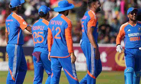 Shubman Gill's fifty leads India to 182/4 against Zimbabwe in second T20I