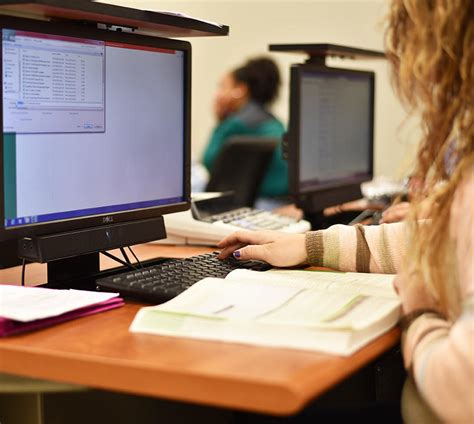 Business Computer Information Technology 的图像结果