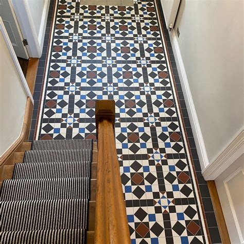 Minton and Victorian-style floor tiles | Black, brown, blue … | Flickr